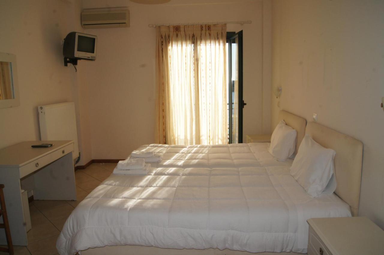 Aparthotel Gorgones, Sea-Front, Great View Kardamyli Exterior foto