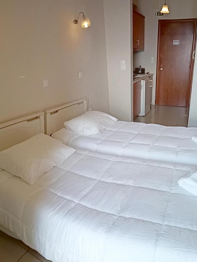 Aparthotel Gorgones, Sea-Front, Great View Kardamyli Exterior foto