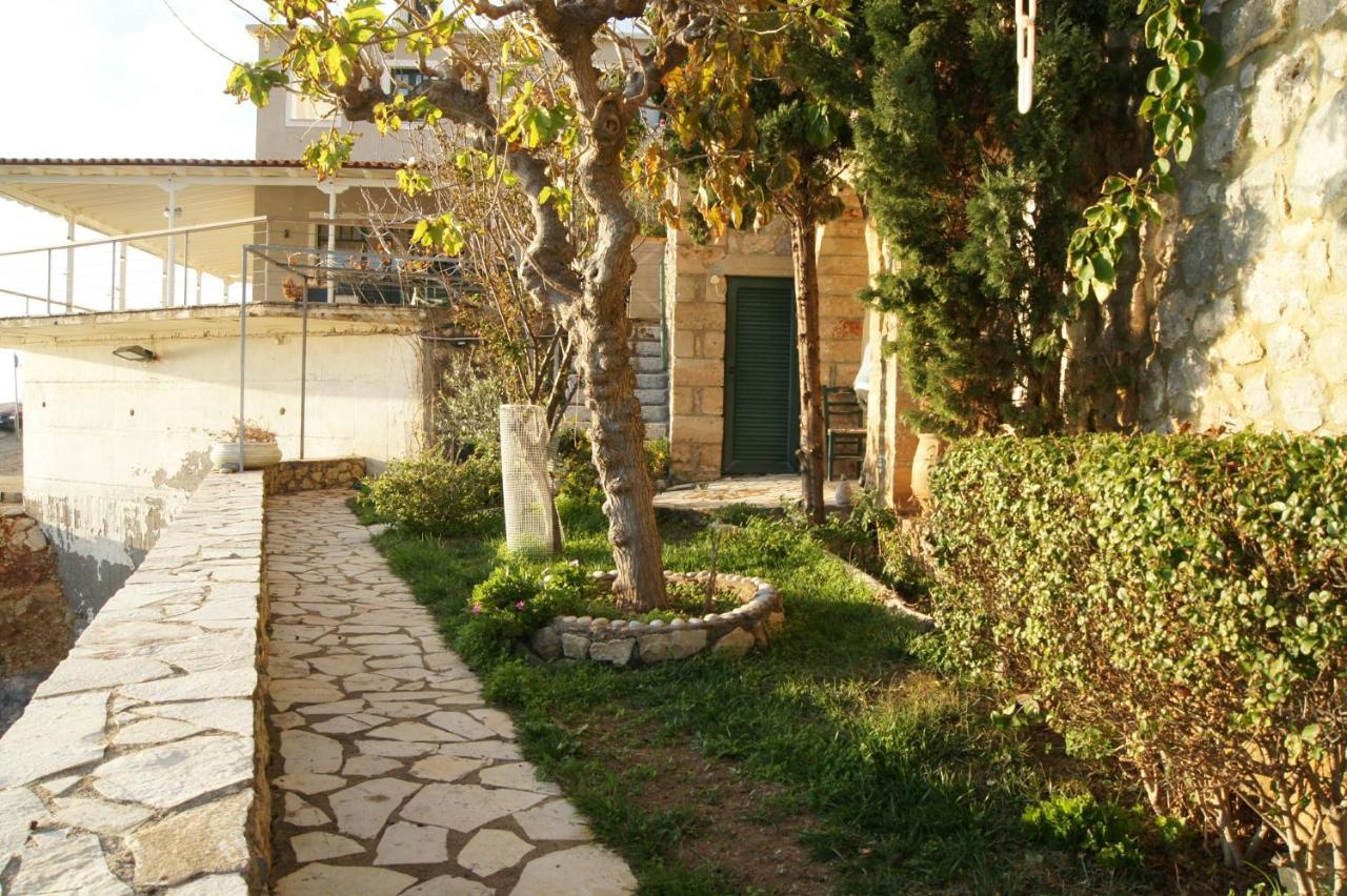 Aparthotel Gorgones, Sea-Front, Great View Kardamyli Exterior foto