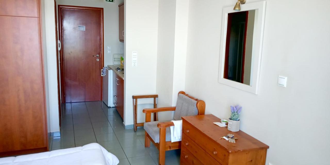Aparthotel Gorgones, Sea-Front, Great View Kardamyli Exterior foto