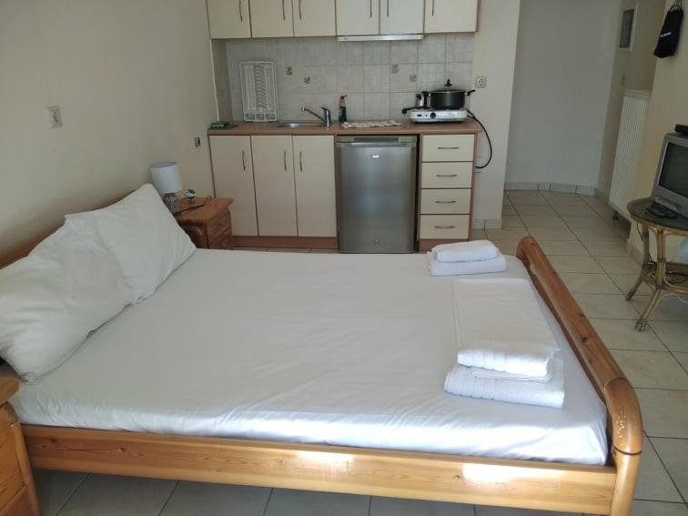 Aparthotel Gorgones, Sea-Front, Great View Kardamyli Exterior foto
